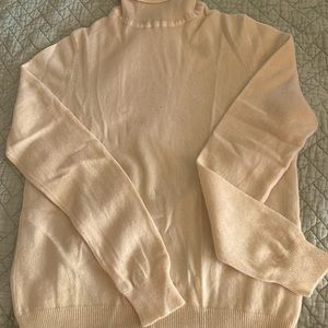 Pure 100% cashmere sweater.